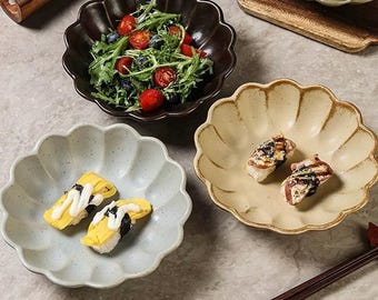 Ręcznie robiona ceramiczna misa z płatkami – miska z kamionki z motywem kwiatowym – rustykalne naczynie ceramiczne – miska do serwowania – dekoracyjne przybory kuchenne – 7 cali