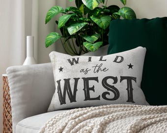 Wild as the West lendekussen | Decoratief kussen westerse typografie