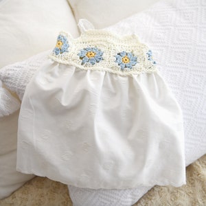 Ready to ship, RTS, Baby dress, crochet and fabric dress with lace ties, floral dress, girl photo prop, 0 - 2 months