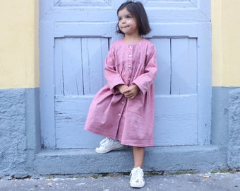 Kindergarten apron. Girls smock dress. Button up. Linen. Made in Italy.