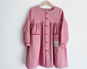 Girl's smock dress. Button up. Linen and cotton blend. GOTS certified. Made in Italy.