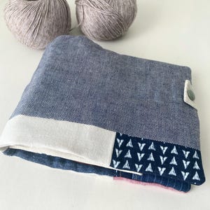 Knitting needle organizer. Knitting case. Squares