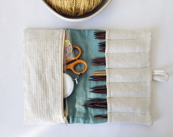 Knitting needle case. Knitting organizer. Aqua DPN holder