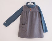 Sara's warm cotton kitty pinnie. Girl pinafore, toddler smock dress. Easy wear, great for playing time or special ocassions. Size 3T.