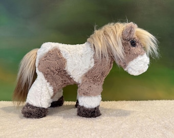 Catch – Poni de peluche de Chincoteague hecho a mano