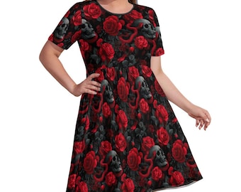 Plus Size Skull and Rose Dress – Gothic Print, Knee Length with Pockets