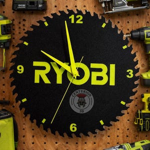 Yellow Brand Saw Blade Clock – 3D-Printed Man Cave Must-Have | Garage Workshop Decor | Veteran Owned