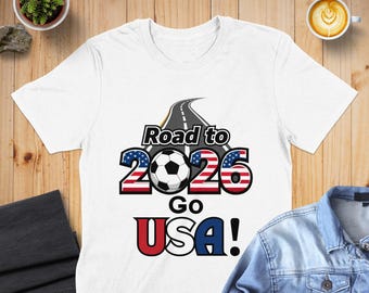 USAファンサッカーユニセックスTシャツ：限定版Road to 2026デザイン