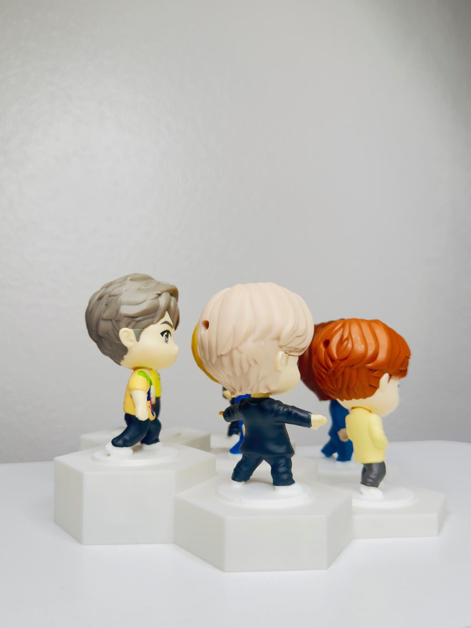 置物 BTS TinyTAN McDonald's Display Cloud Stand – 3D Printed BTS Shelf