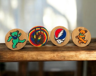 Dancing Bear Wood Coasters (Set of 4) – Retro Psychedelic Bar Decor