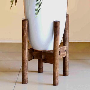 Adjustable Rustic Acacia Wood Plant Stand – Mid Century Modern Planter Holder for 8 to 12 Inch Pots (Pot&Plant not included)
