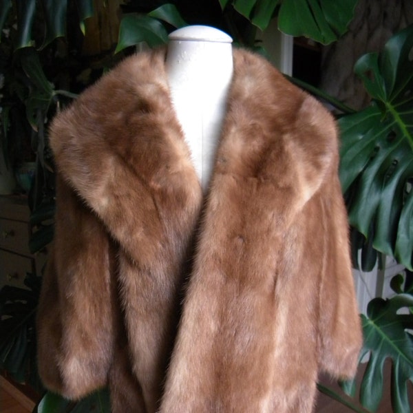 Beautiful autumn haze mink fur cape / stole