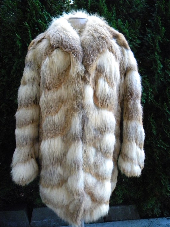 Stunning Coyote Fur Coat / Jacket / Genuine / Real