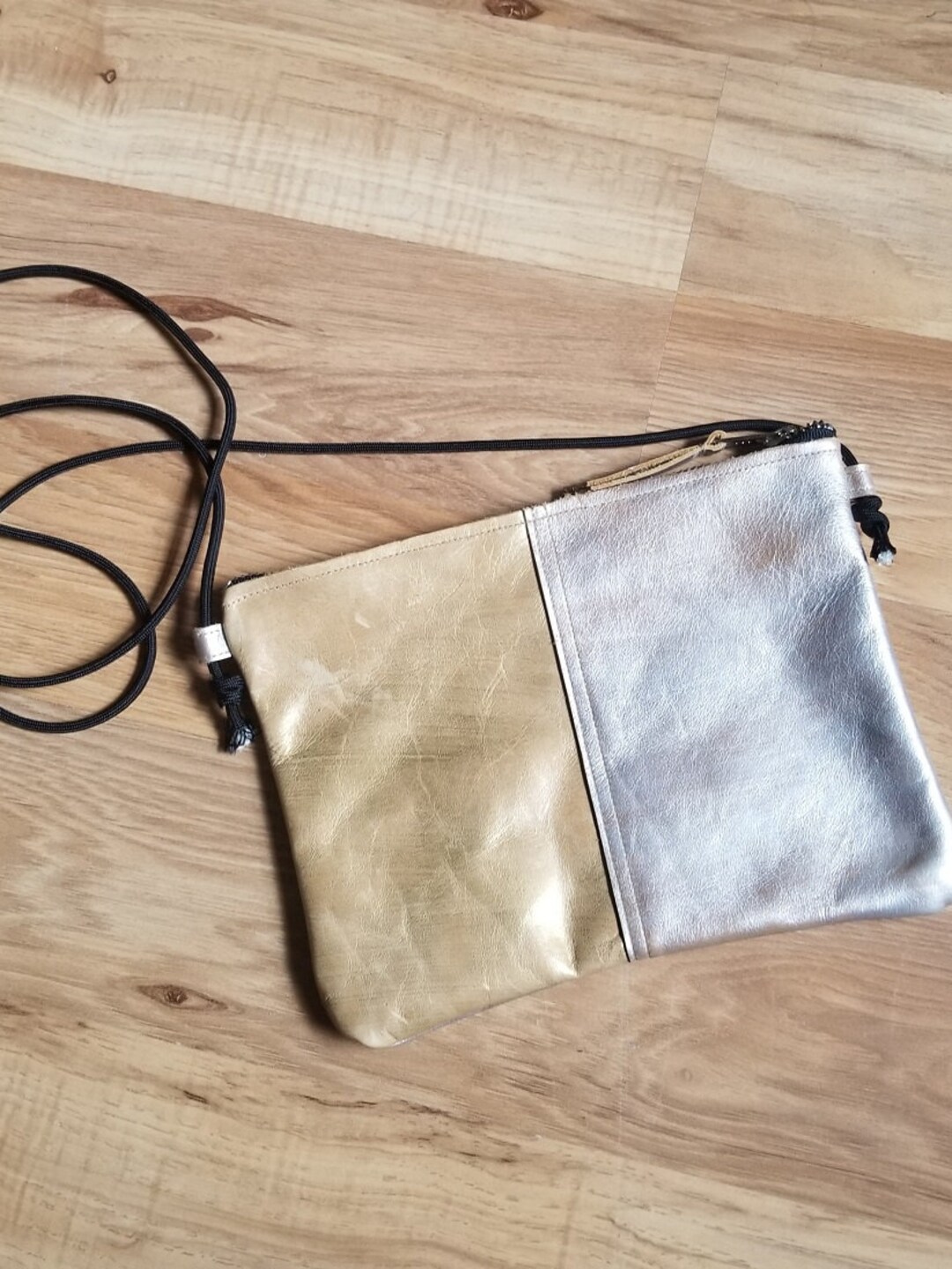 Andi urban deals clutch