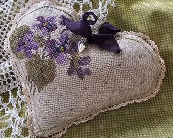 LIMITED EDITION! New! SAMPLERS NoT FORGOTeN Violetta Heart Kit counted cross stitch 2024 Nashville Market