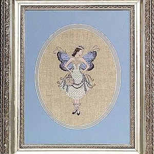 MIRABILIA Miss New Year's Fairy #5 - Motivi per punto croce contati con filo da ricamo opzionale su cottageneedle.com