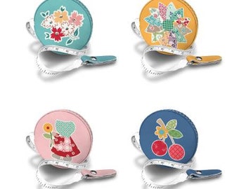New! LORI HOLT Bee Vintage 60" Retractable Tape Measure 4 Colors Available at thecottageneedle.com Riley Blake quilt tool