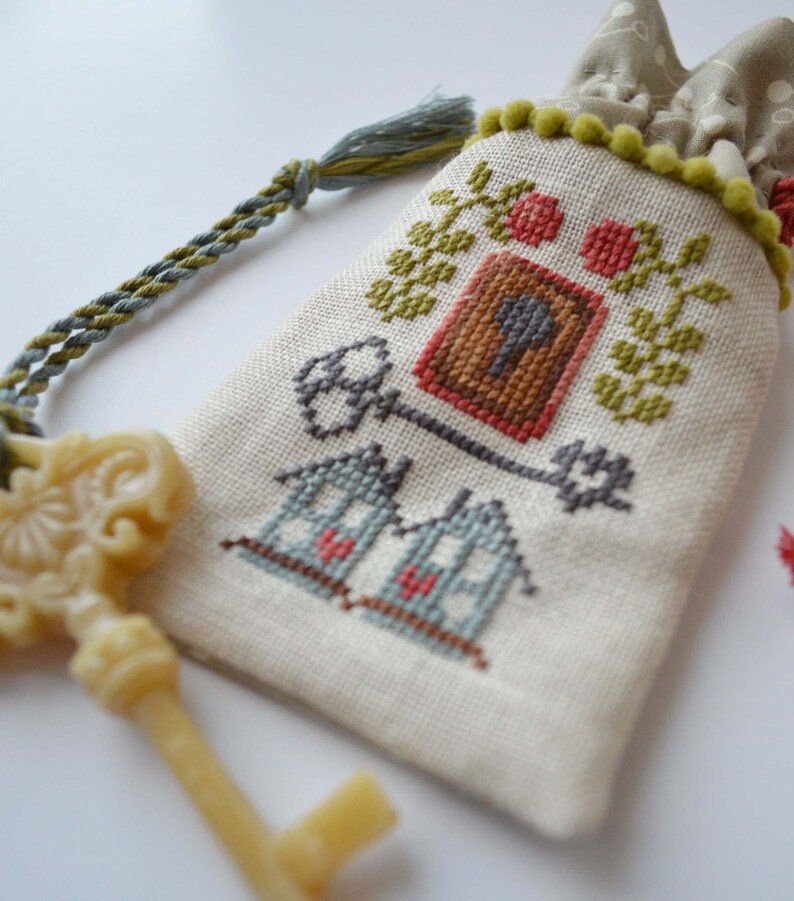 HANDS ON DESIGN My Stitcher's Heart counted cross stitch patterns