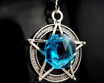 Ocean Witch Pentacle Necklace/ Sea Witch Wiccan Necklace/ Blue Pentagram Necklace/ Mermaid Witch Jewelry/ Girly Grunge Celestial Jewelry