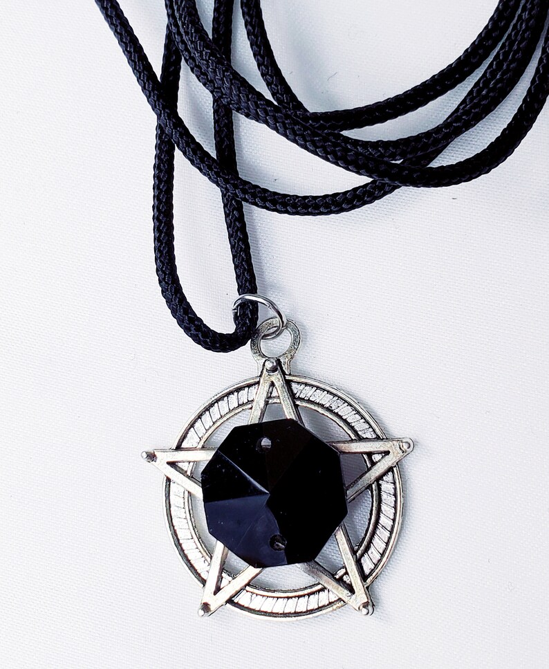 Black Pentacle Necklace Voodoo Jewelry Dark Magic Gothic Jewelry Voodoo Vampire Necklace Wicca Jewelry Vampire Jewelry