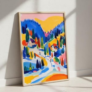Könnte beinhalten: Ein gerahmter vertikaler Kunstdruck mit einer Landschaftsmalerei in kräftigen Pinselstrichen. Die Szene zeigt sanfte Hügel, stilisierte Bäume in Blau-, Grün-, Orange- und Gelbtönen sowie zwei kleine Häuser in einem farbenfrohen Tal.