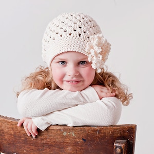 Crochet Pattern for Taryn Hat with interchangeable flowers | 5 sizes | Crochet Hat Pattern | DIY Tutorial | Hat Crocheting Pattern