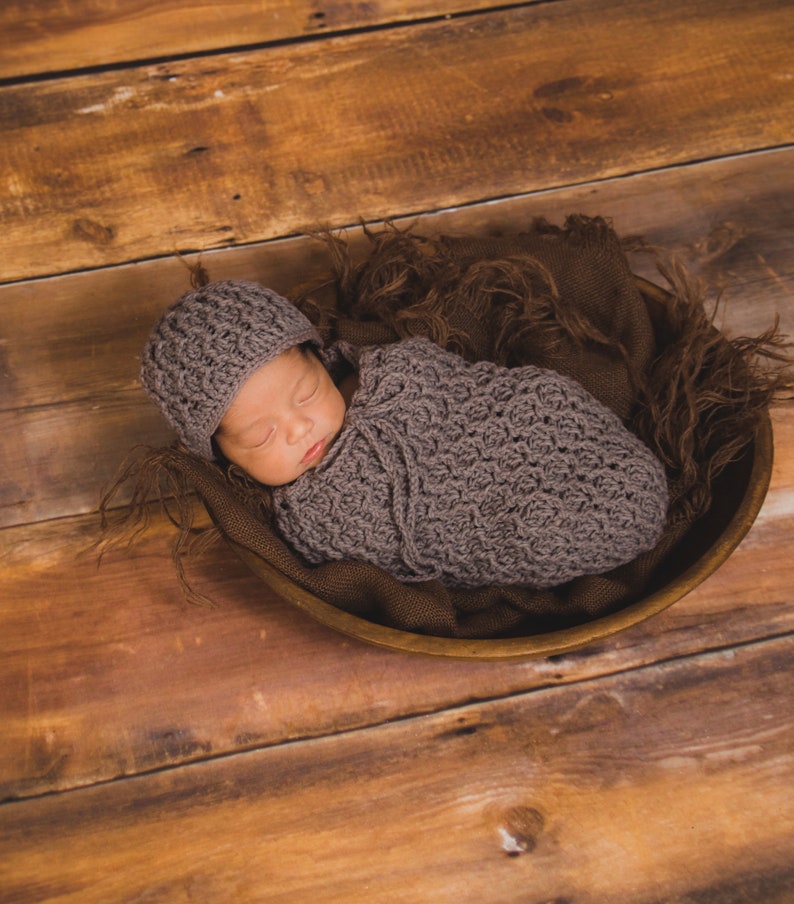 Crochet Pattern for Honeycomb Ridges Baby Cocoon or Swaddle Sack hat pattern NOT included Baby Photo Prop Baby Cocoon Crochet Pattern image 6