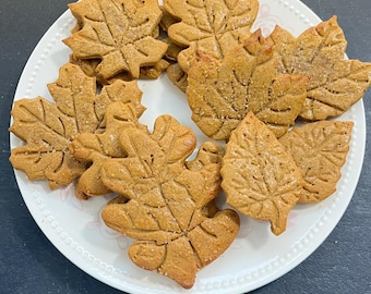 Leaf Shaped Gingerbread Cookies, Fall Autumn Treats, Hostess Gift