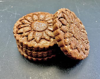 Sunflower Gingerbread Cookies, Chewy Spiced Cookies, Ukraine Symbol