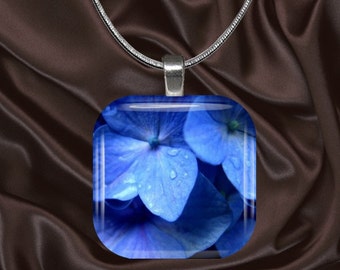 Blue Hydrangea Glass Tile Pendant with chain(CuFl6.3)
