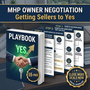 Può includere: Un manuale intitolato "PLAYBOOK" con la parola "YES" e una freccia verso l'alto, una grafica di una stretta di mano e una chiave. L'immagine include anche schede informative e un sigillo d'oro che dice "CLOSE MORE DEALS NOW DIGITAL DOWNLOAD".