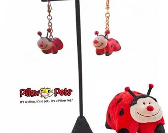 Pendientes clásicos de almohada con forma de mariquita (plata u oro)