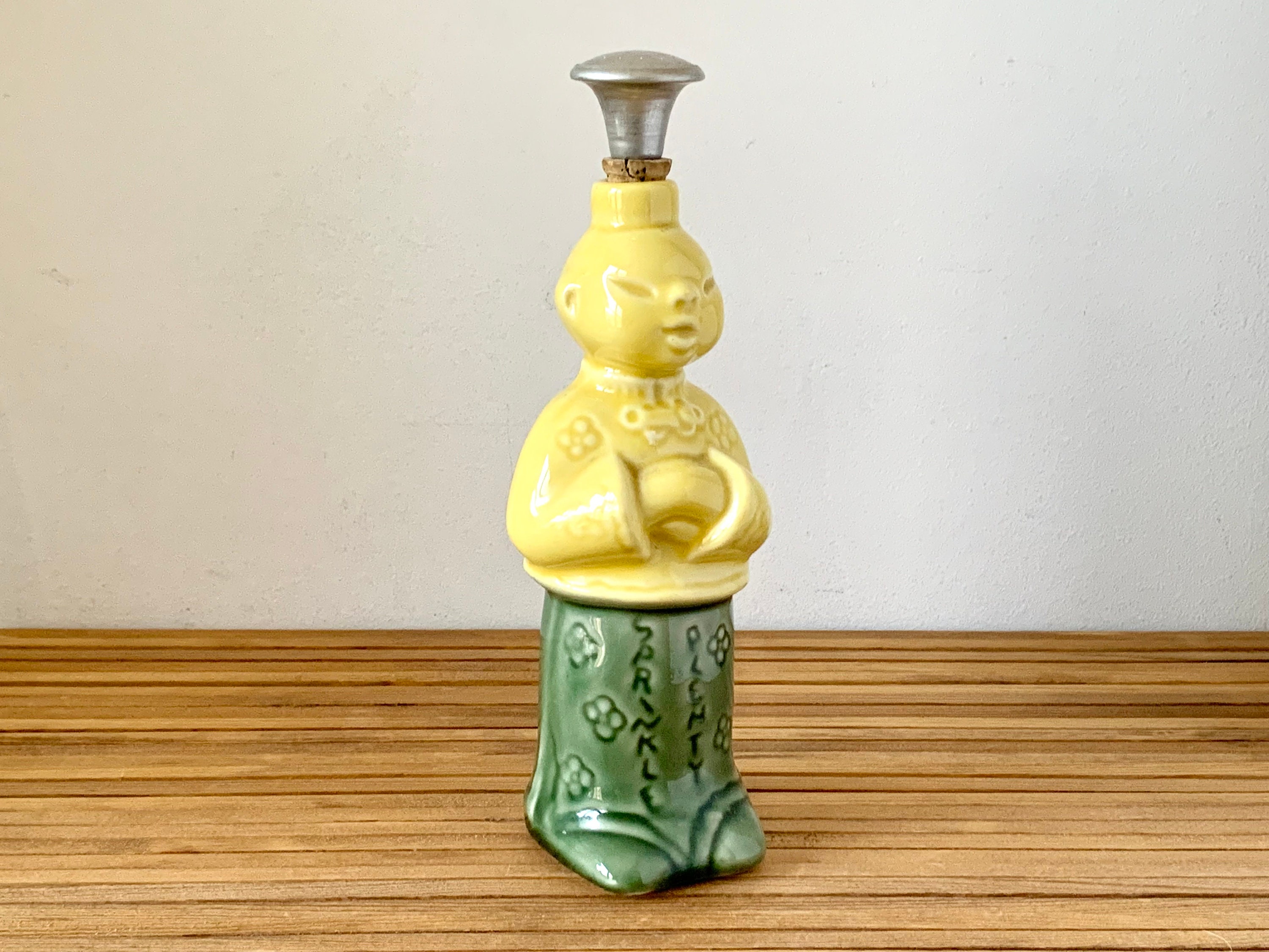 Sprinkle Plenty Laundry Sprinkler-asian Theme-vintage 1950s-1960s