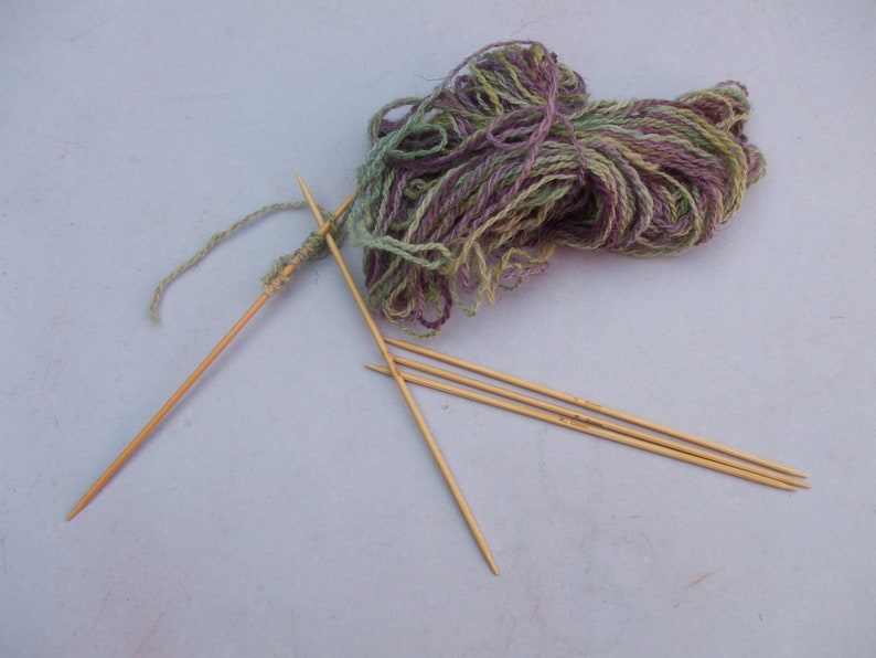 Knitting needles; Bamboo DPNs 2.0mm