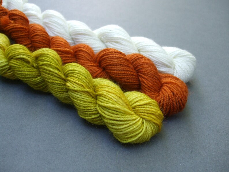 Gnorri Gnome MKAL Beautiful British BFL and Sparkle Mini Skeins 4 Ply