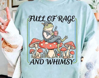 Pełna wściekłości i kaprysu żaba PNG, zabawny wzór kawy Cottagecore z żabą, koszulka w stylu retro w stylu vintage PNG do pobrania cyfrowego