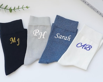 Bestickte Groomsmen Socken, personalisiertes Hochzeitsgeschenk