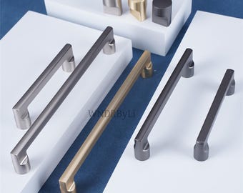 Poignées de tiroir en laiton brossé : poignées d'armoires, poignées de porte de cuisine et quincaillerie gris nickel