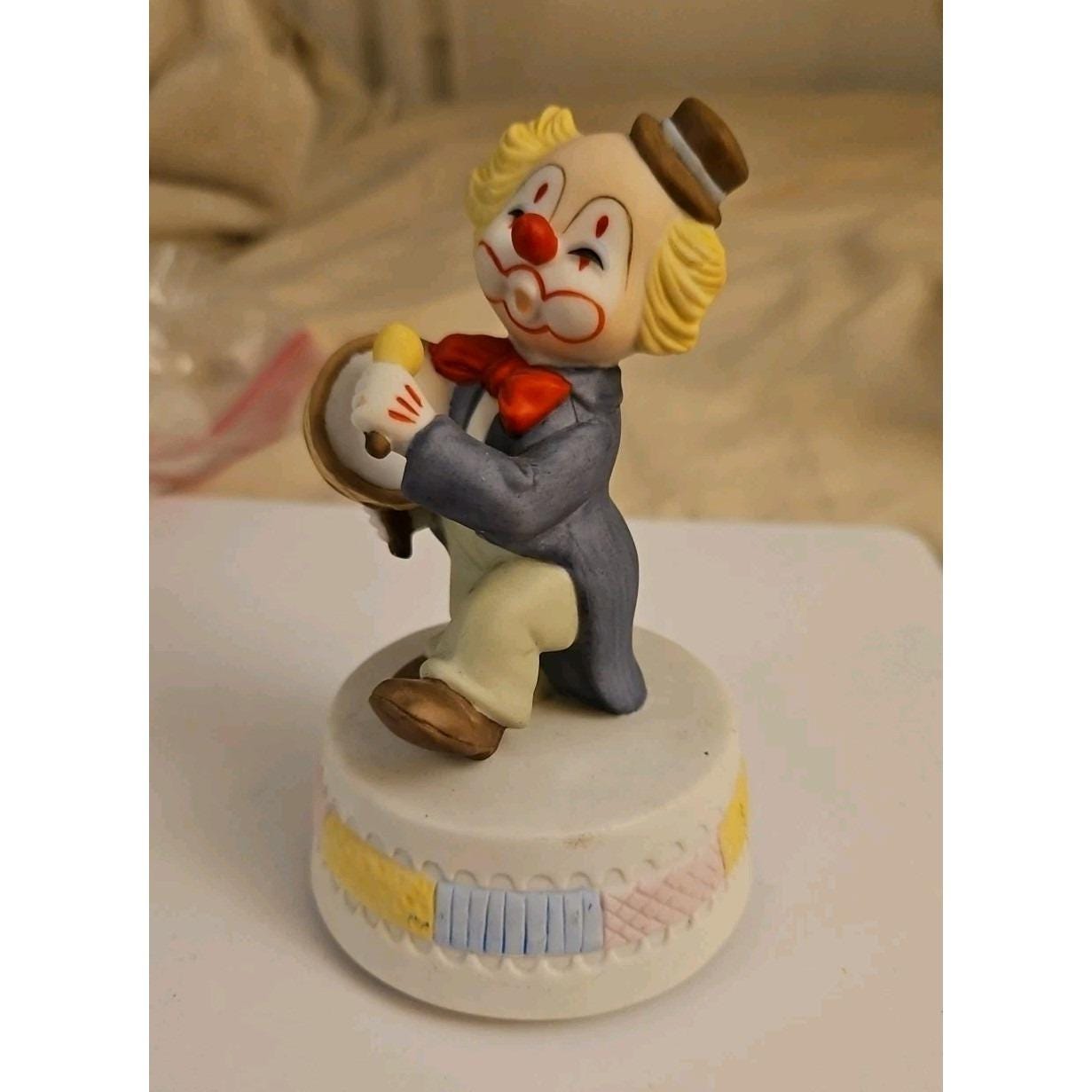 Send in the Clowns Music Box - Etsy
