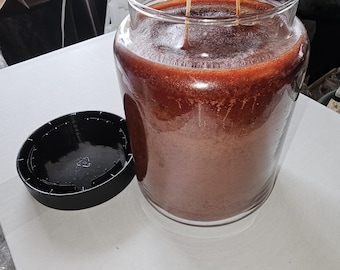Pumpkin Spice - Jar candle with 2 lead free wicks.  26 oz.  Made with Premium Fragrance and Wax.