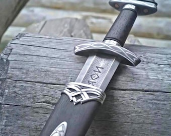 Northmen Sword Hand Forged Damascus Steel| Medieval Viking Long Sword | Wall Display Props