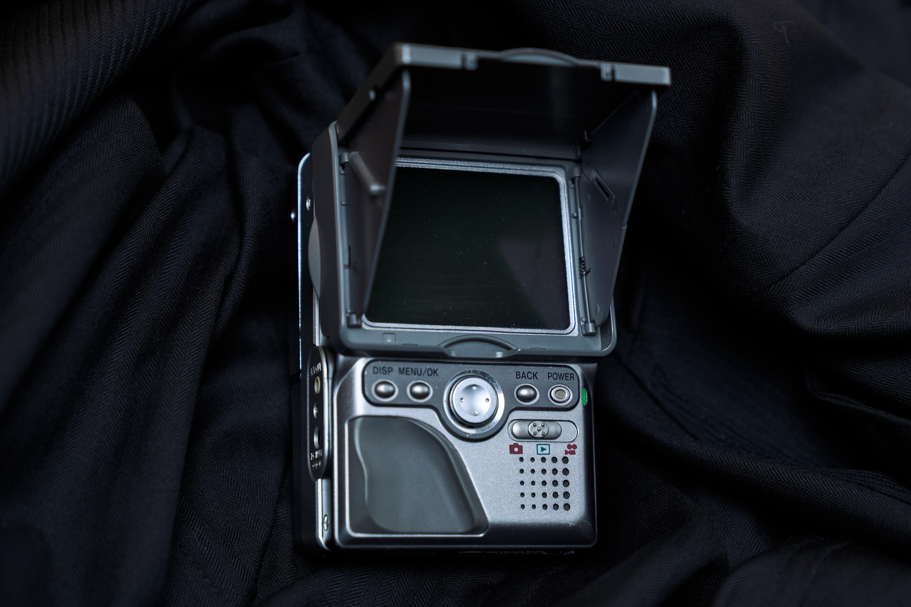 ☆動作確認済、美品☆FUJIFILM FinePix M603 Fujifilm FinePix M603 3.1MP 2x Zoom Camera ENGLISH Cradle