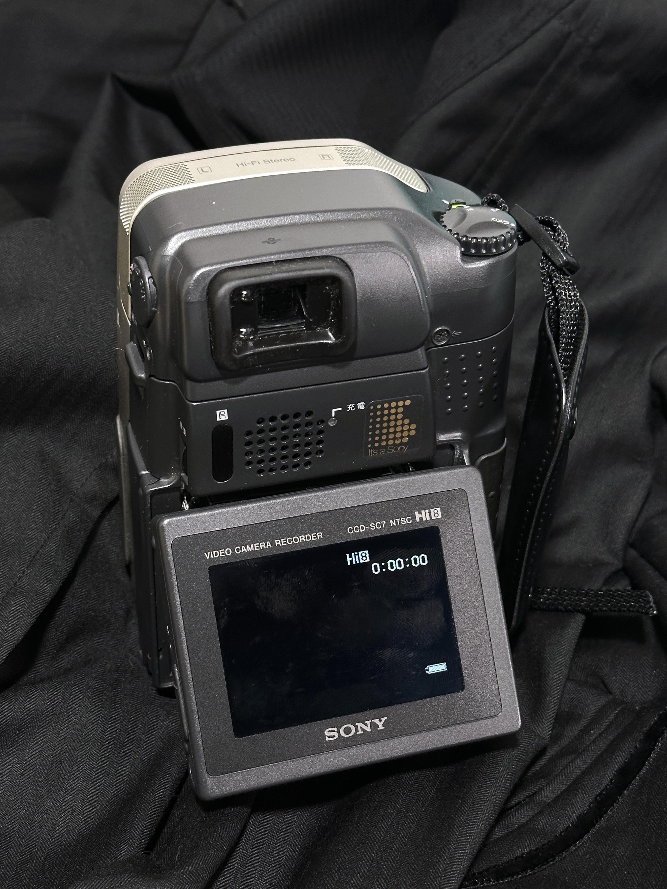 RARE* Sony CCD-SC7 Camcorder With Monitor Hood & Powerplay Black