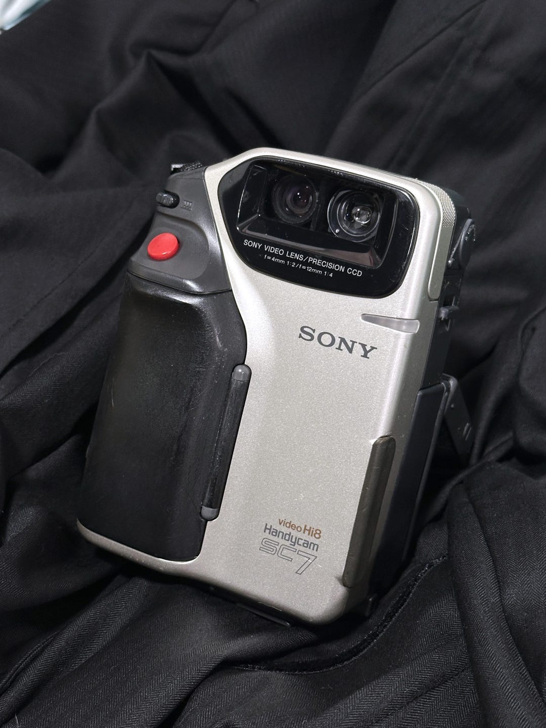 ビデオカメラ SONY video Hi8 handycam SC7 CCD-SC7 il_1080xN.7572551727_dwy7.jpg
