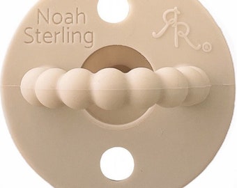 Ryan and Rose Personalized Pacifier Cutie Pat Pacifier Silicone Personalized Pacifier Baby Boy Baby Girl Cutie Pacifier Ryan & Rose Pacifier