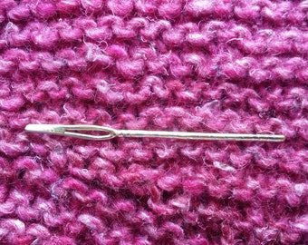 Sock Eyed Yarn Sewing Needle (Think feet not fish)