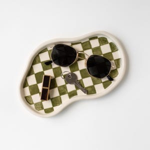 Wavy Ceramic Green Checkered Trinket Tray, Catchall Dish for Rings and Keys, Setting Tray