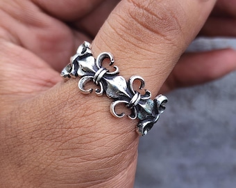 Sterling Silver Fleur de Lis Ring | Handmade Gothic Jewelry