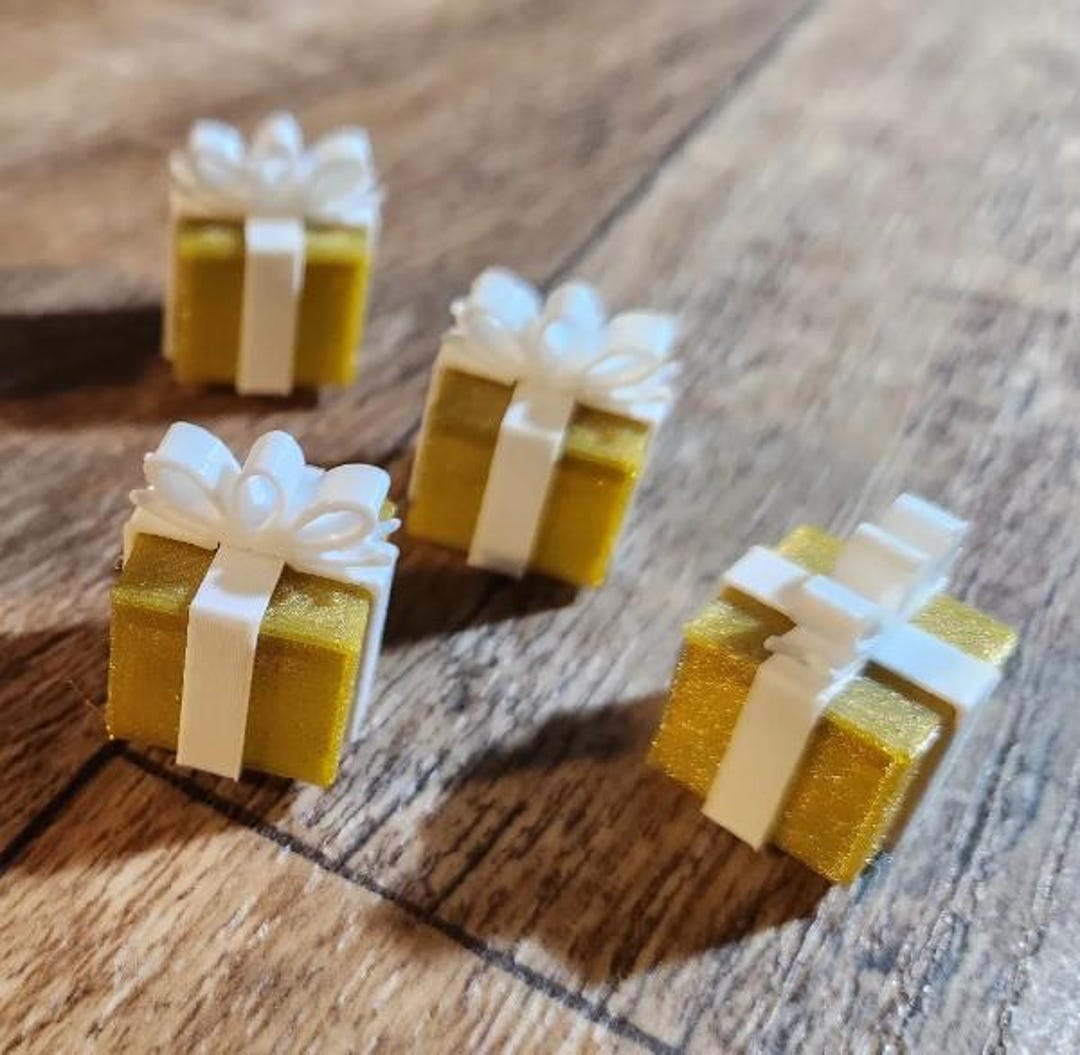 3D Printable Gift Box STL Festive Christmas Present Decor With Bow
