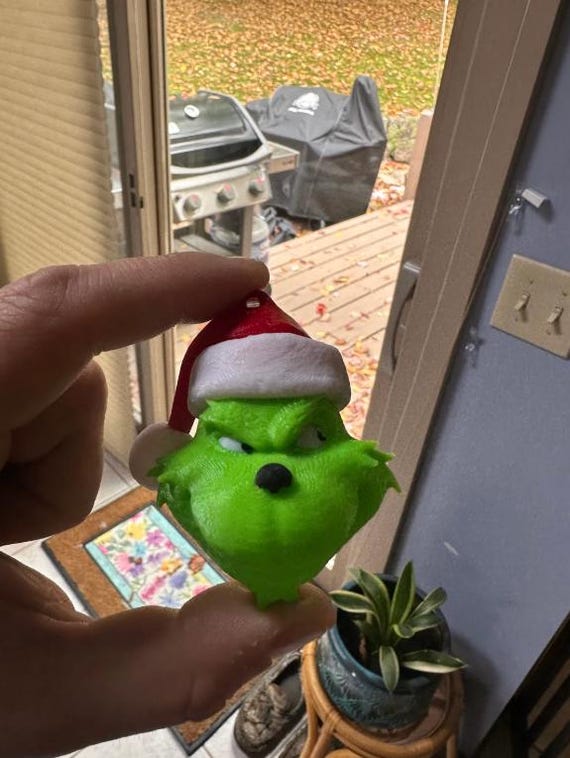 Grinch Christmas Ornament STL – Fun Multi-Color 3D Print File for MMU Printers, Holiday Tree Decoration Digital Download